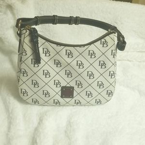 Shoulderbag